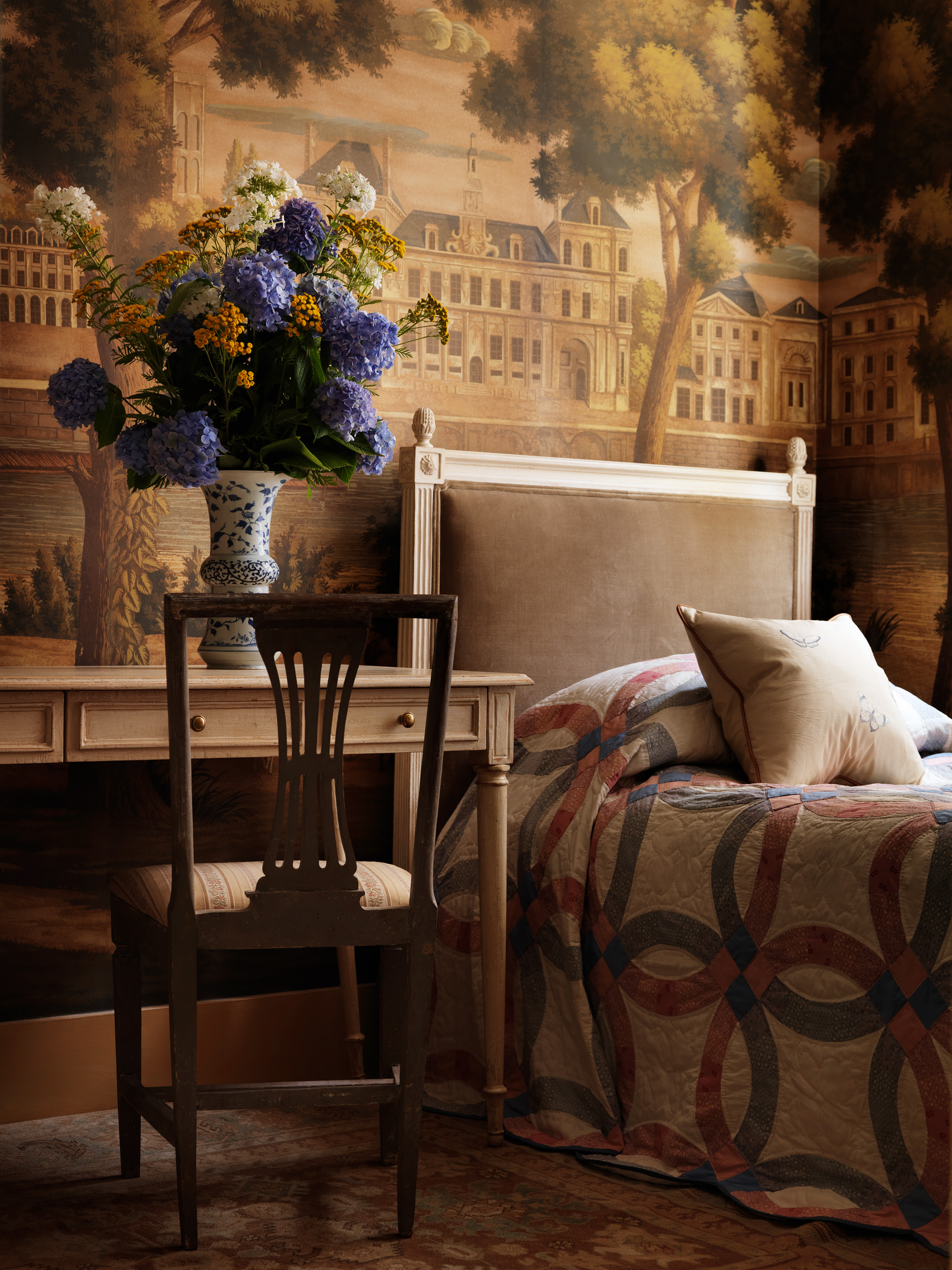DAMIAN RUSSELL INTERIOR PHOTOGRAPHER