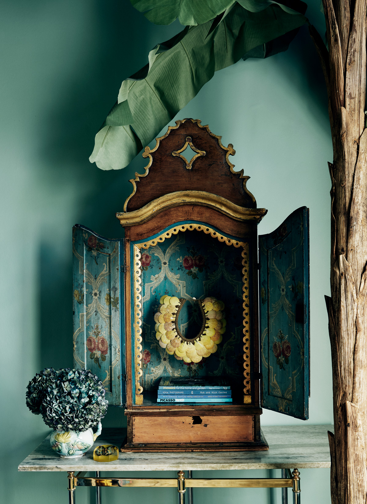 DAMIAN RUSSELL INTERIOR PHOTOGRAPHER
