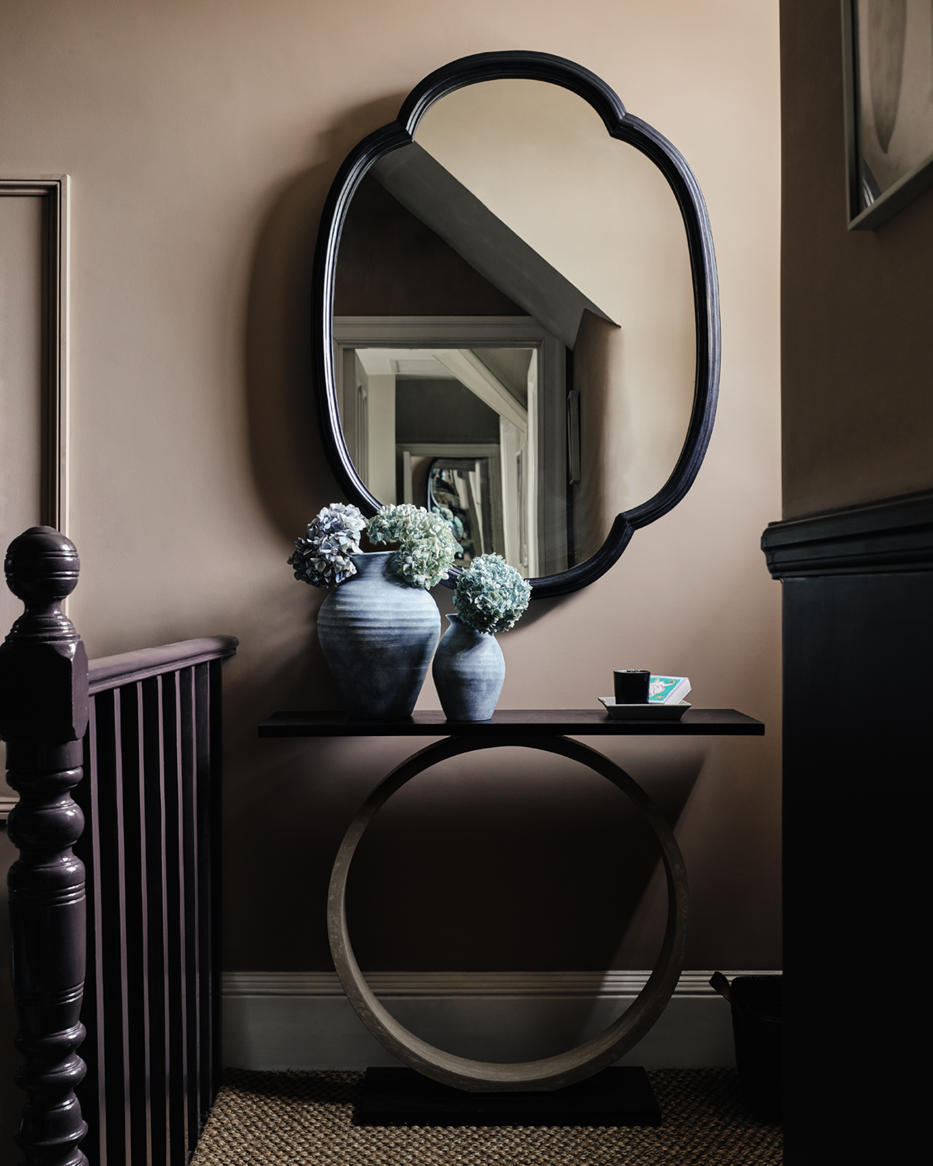 DAMIAN RUSSELL OKA LONDON INTERIOR PHOTOGRAPHER
