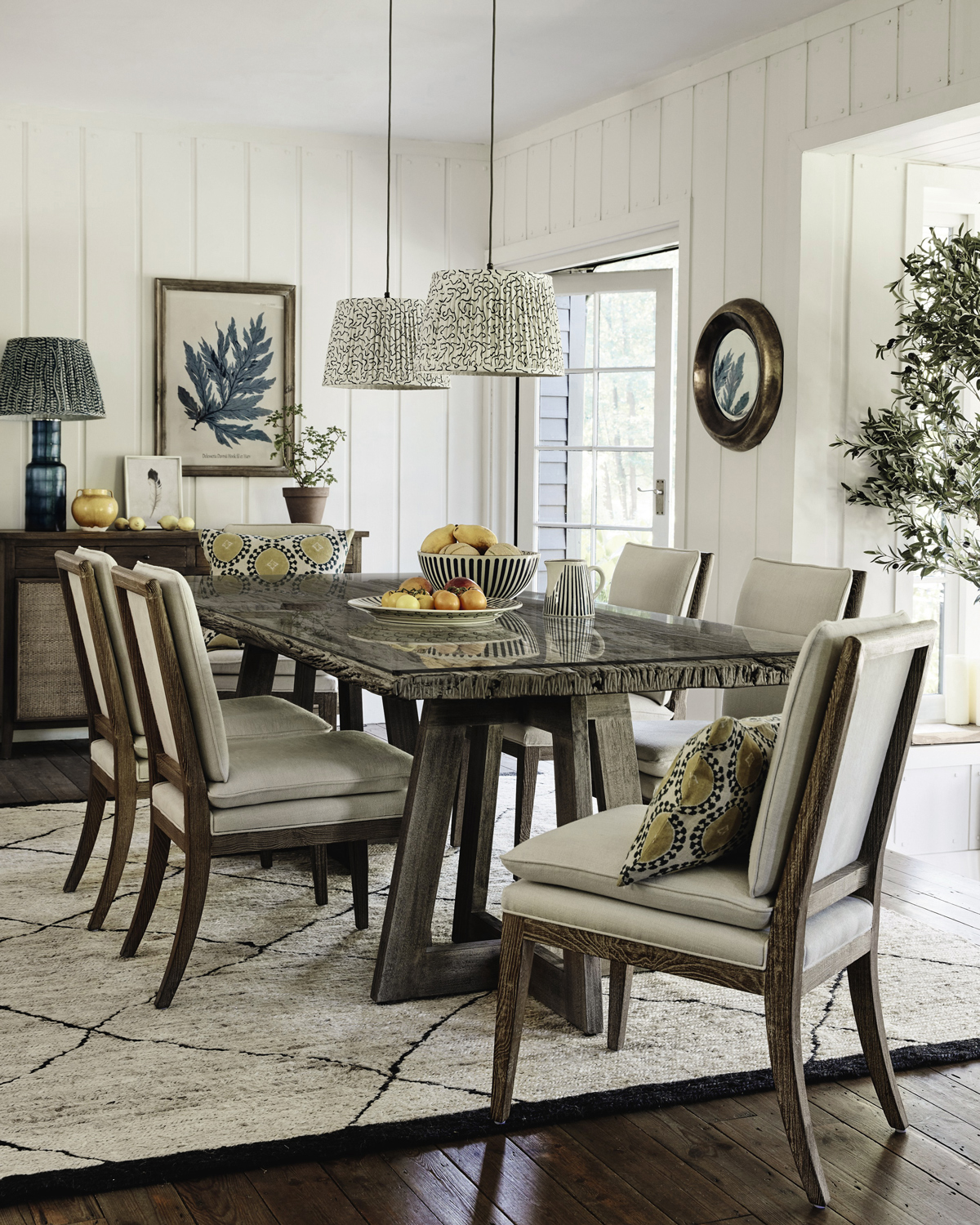 DAMIAN RUSSELL INTERIOR PHOTOGRAPHER